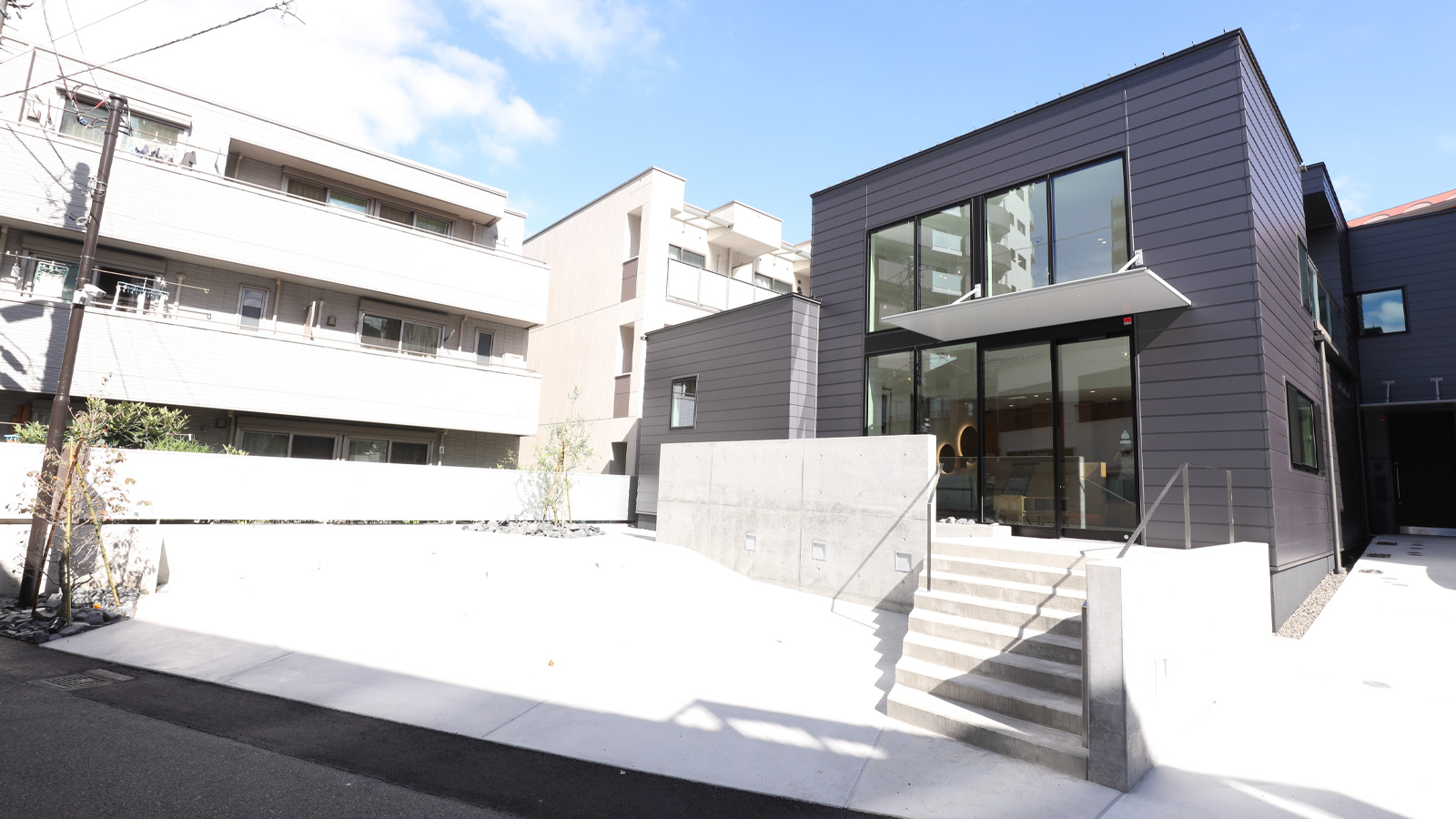 藤沢駅から徒歩5分の藤沢歯ならび矯正歯科 外観